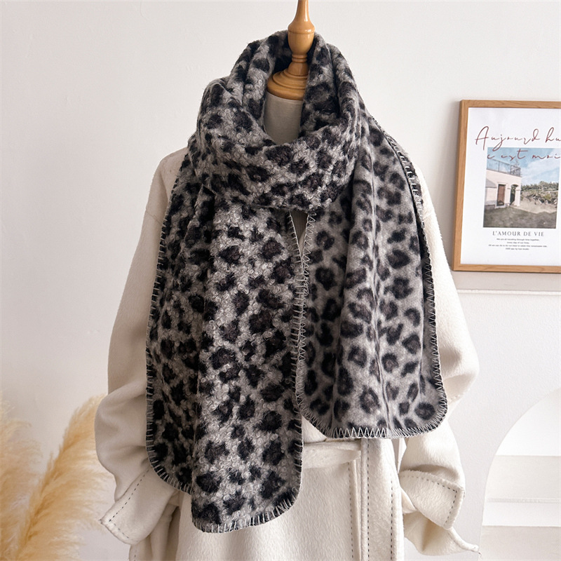ผ้าพันคอลายเสือดาวสำหรับฤดูใบไ - Pashmina Wrap Large บทวิจารณ์และราคา